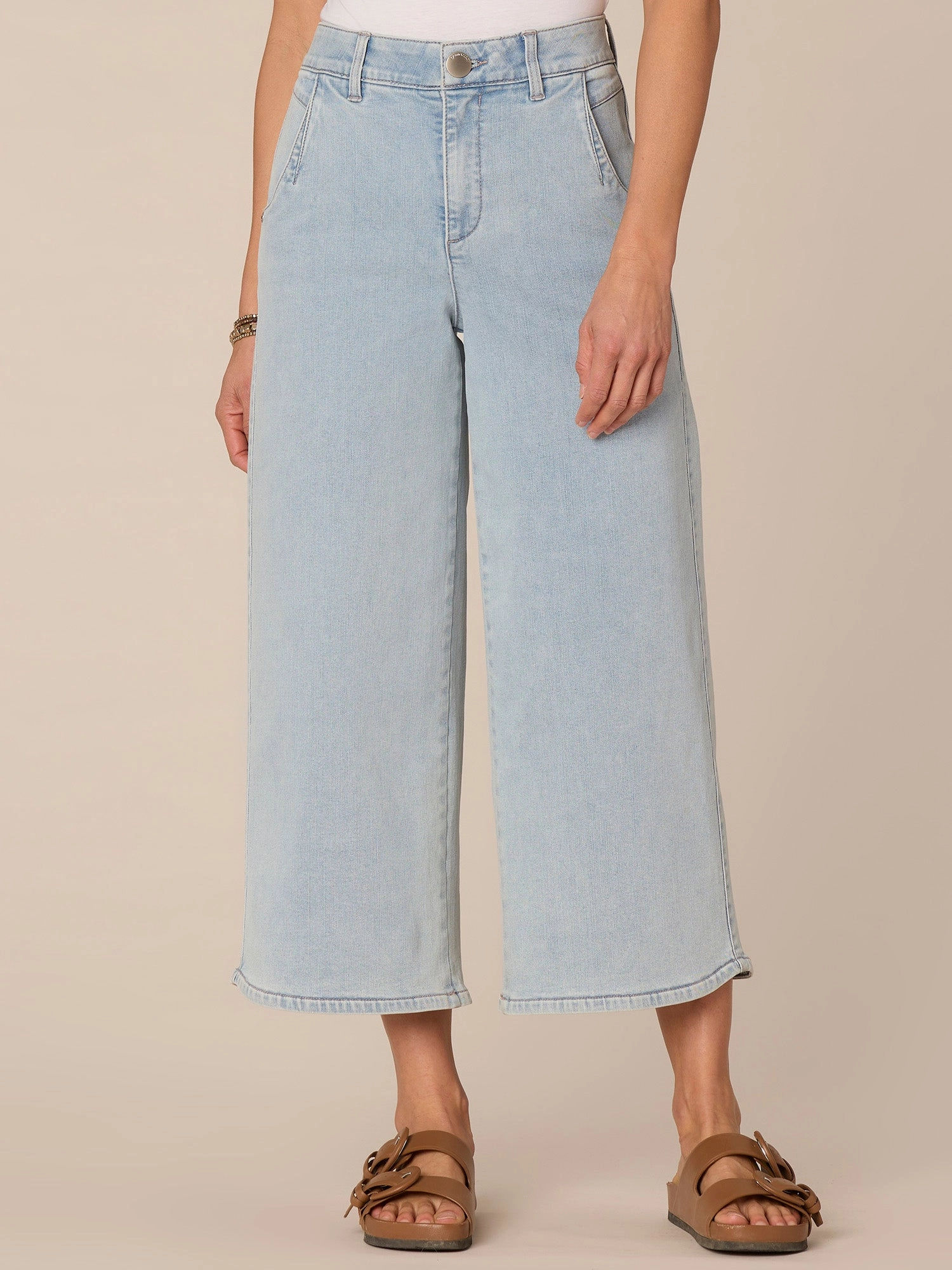 "Ab"solution Skyrise Cropped Wide Leg Jeans with Tulip Hem Style Combo Parent Style Evening Stroll Festival Outfit