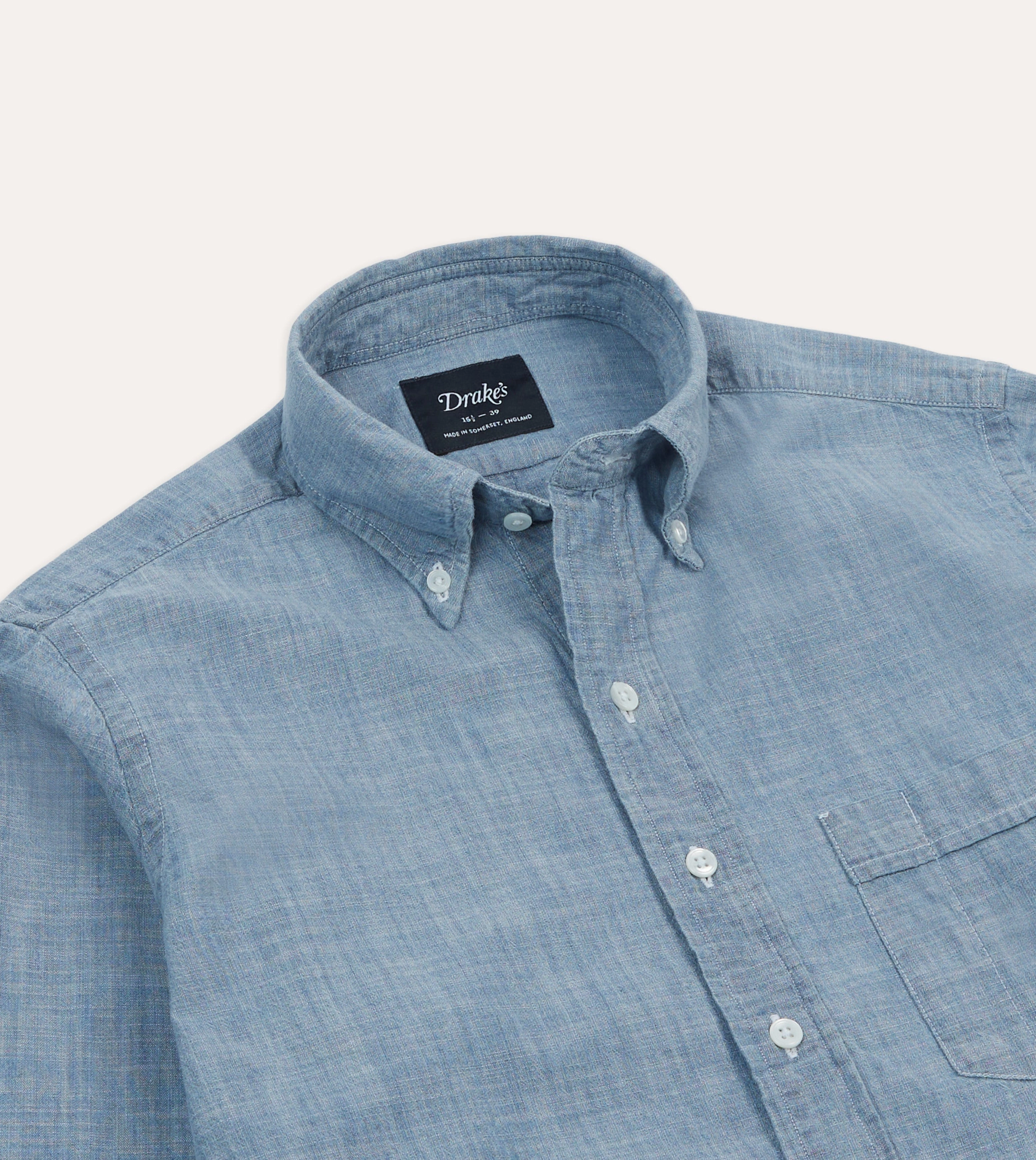 Relaxed Comfort Double Needle Hemming Light Blue Cotton Chambray Button-Down Shirt