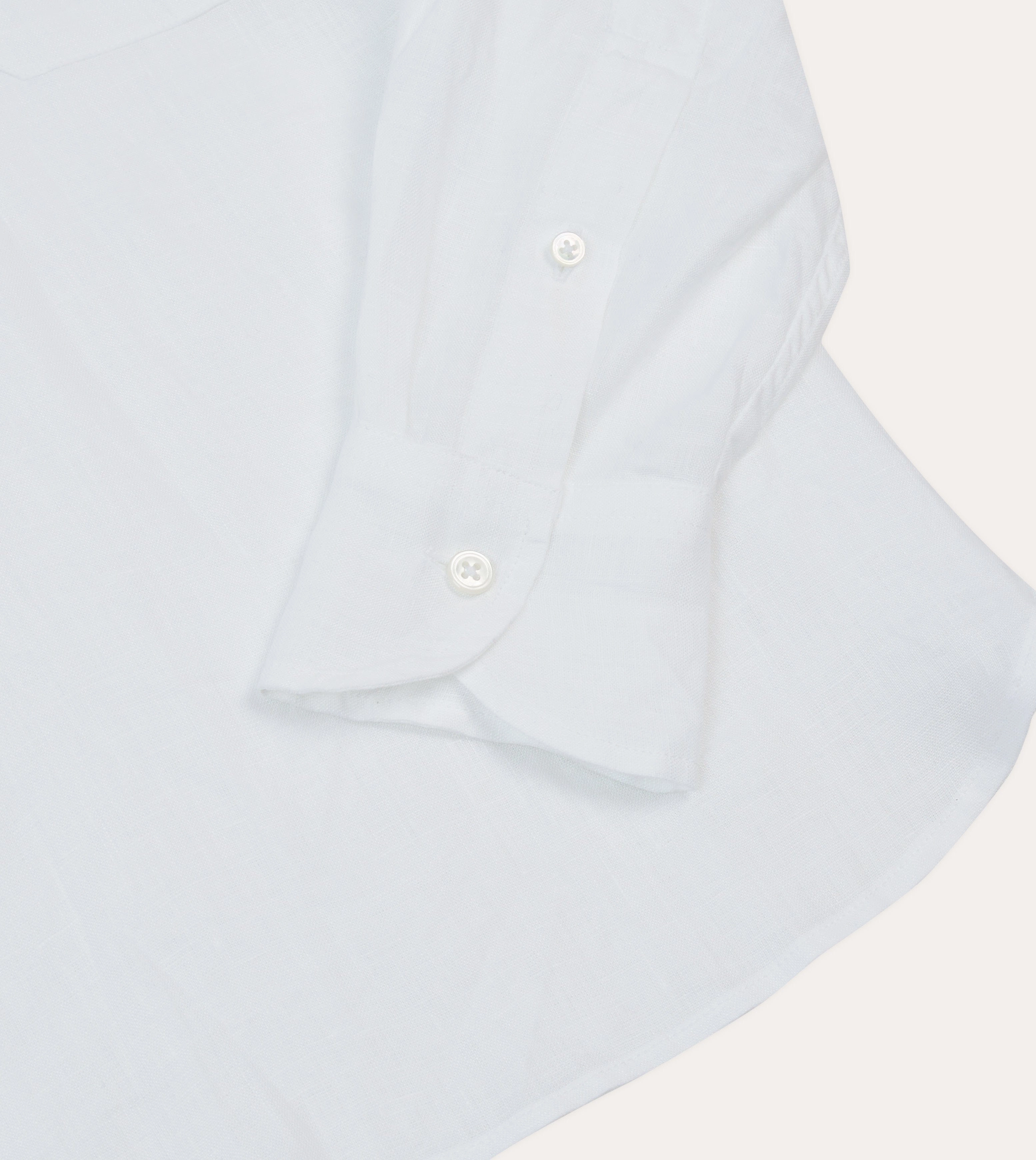 White Linen Long Point Collar Popover Shirt Trendsetting Year-Round Favorite