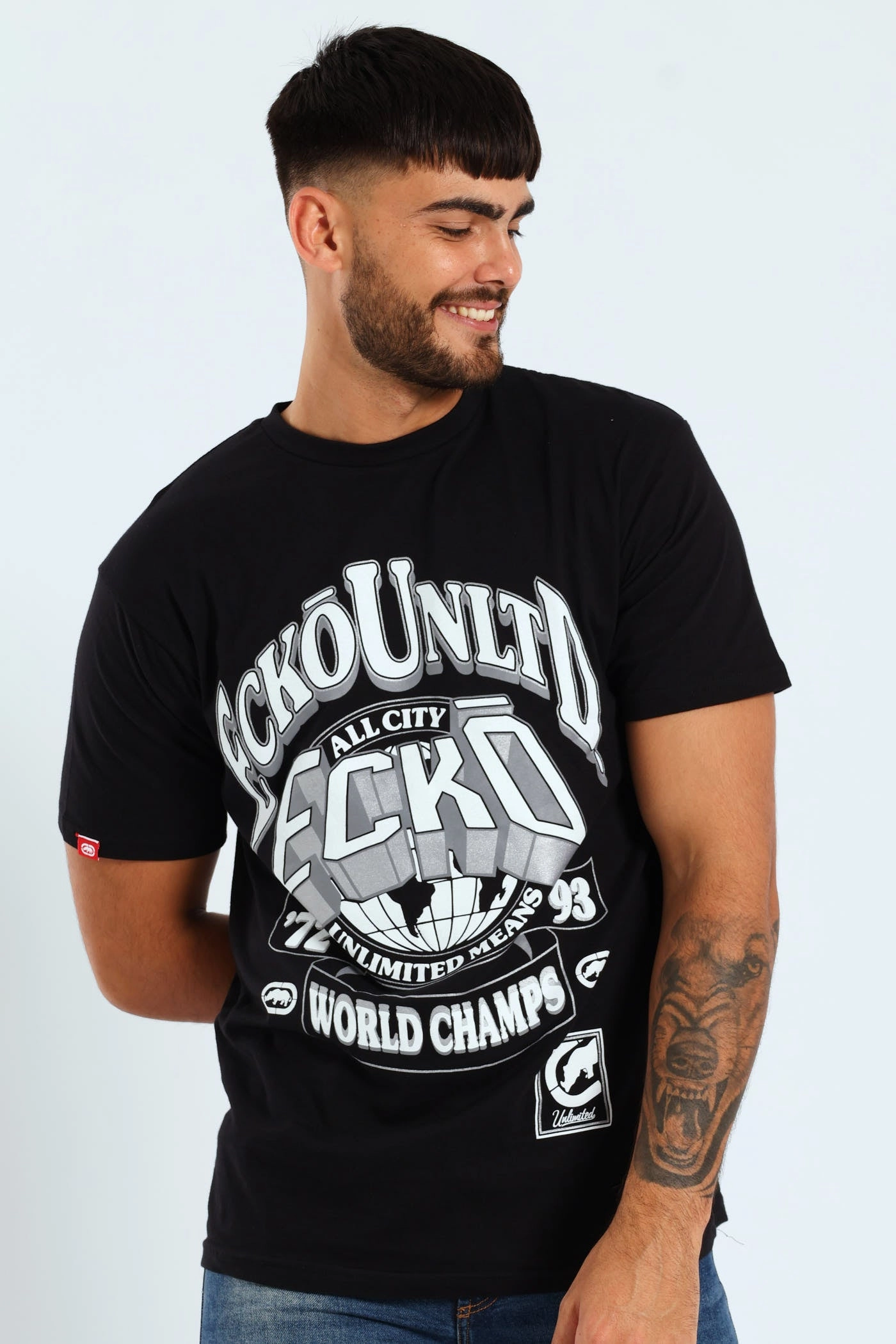 World Champs Tee - Black Seam Free Shoulders Minimalist purity