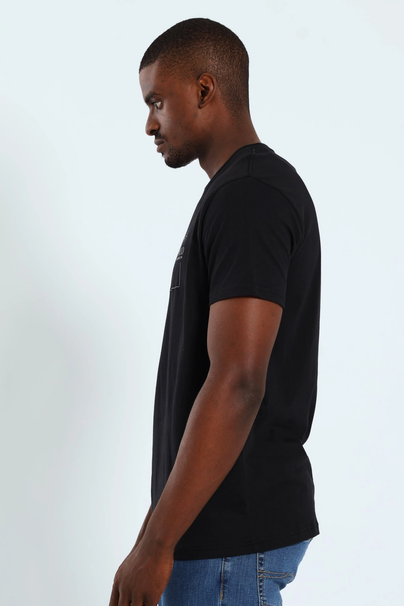 Amir Tee - Black Unisex Core Quick Comfort