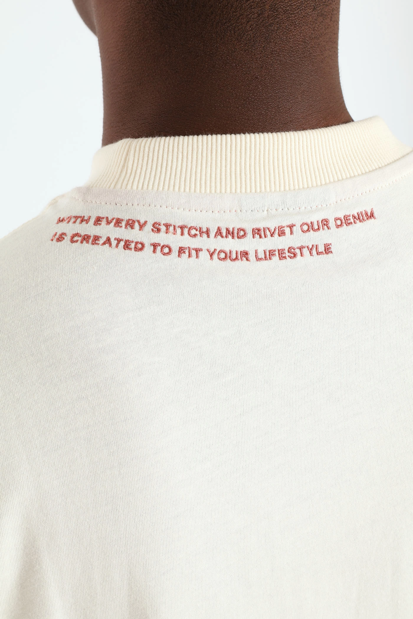 Quick Release Hem Zoli Pjc Logo Tee - Off White
